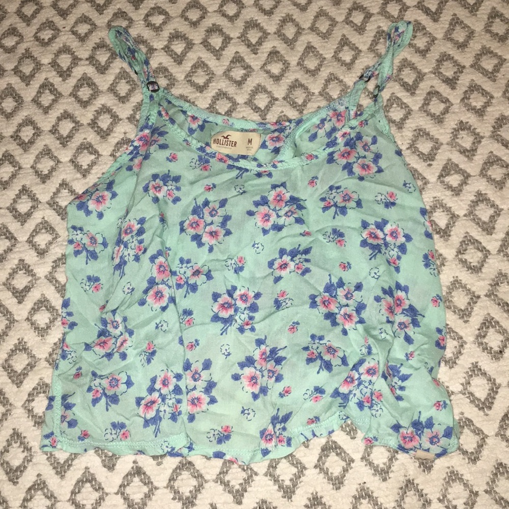 Hollister crop top!